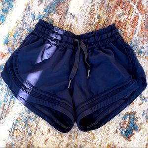 Lululemon Shorts Size 2